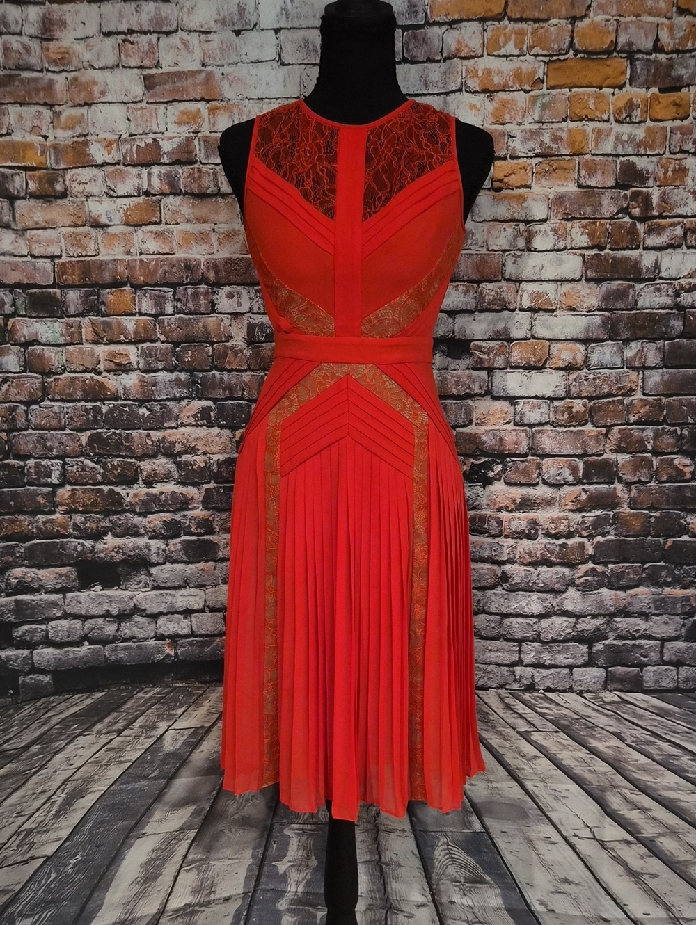 BCBGMaxAzria Y2K Coral Lace-Trim Pleated Midi Dress